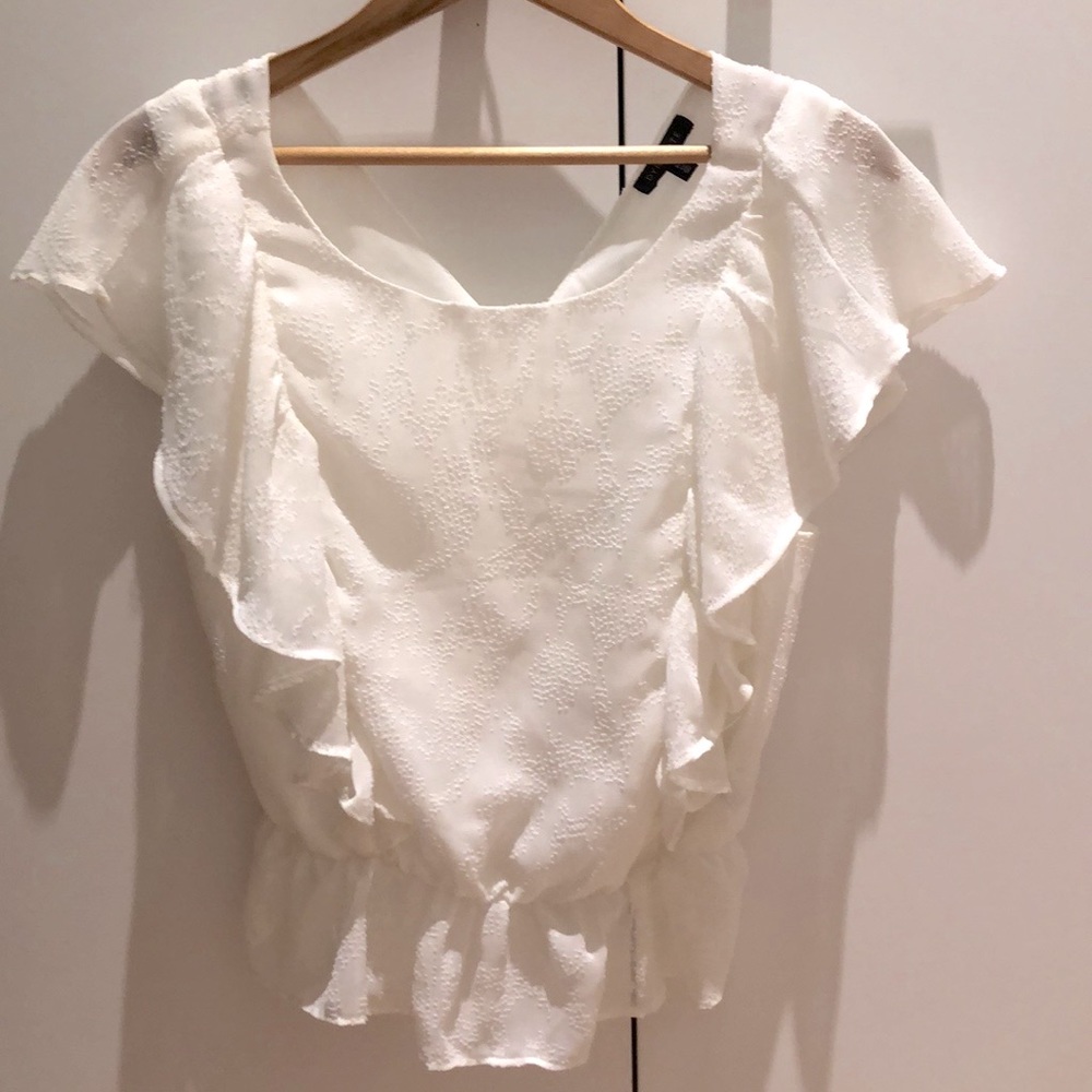 Delicate blouse top